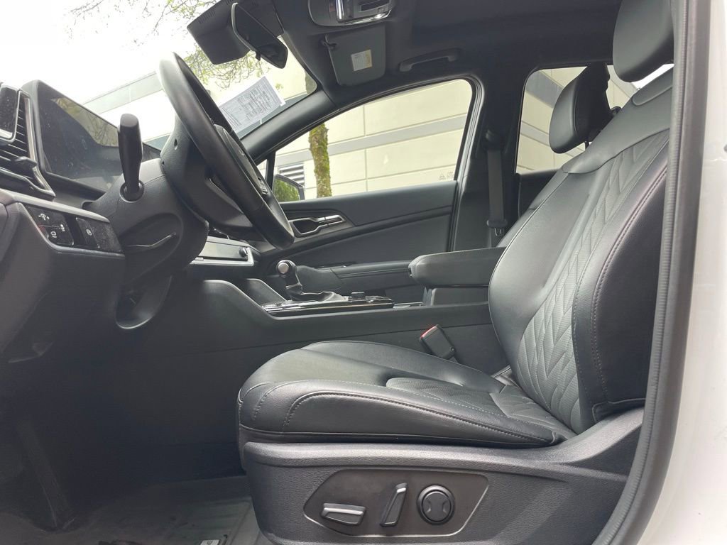 Used 2025 Kia Sportage X-Line w/ Premium Package image 20