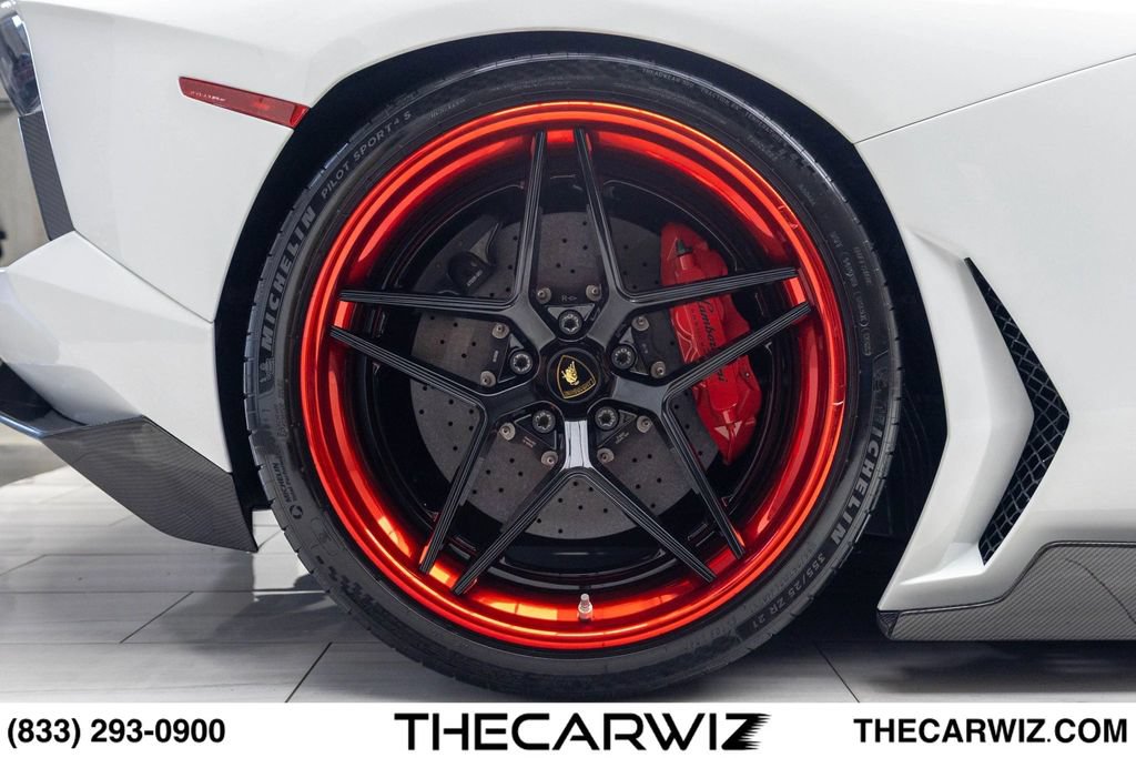 Used 2017 Lamborghini Aventador LP 700-4 AWD/4WD image 30