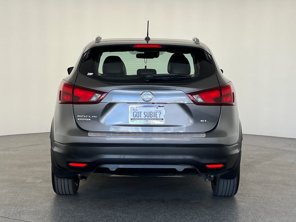 Used 2017 Nissan Rogue Sport SL w/ SL Premium Package FWD image 5