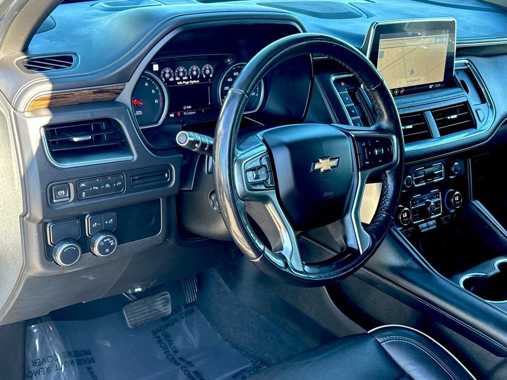 Used 2021 Chevrolet Suburban Premier image 16