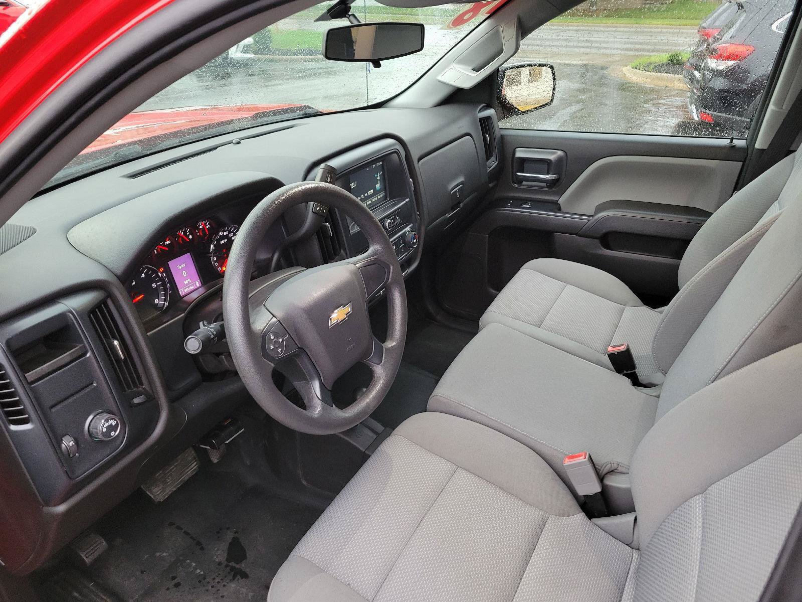 Used 2018 Chevrolet Silverado 1500 Custom w/ Trailering Package AWD/4WD image 5