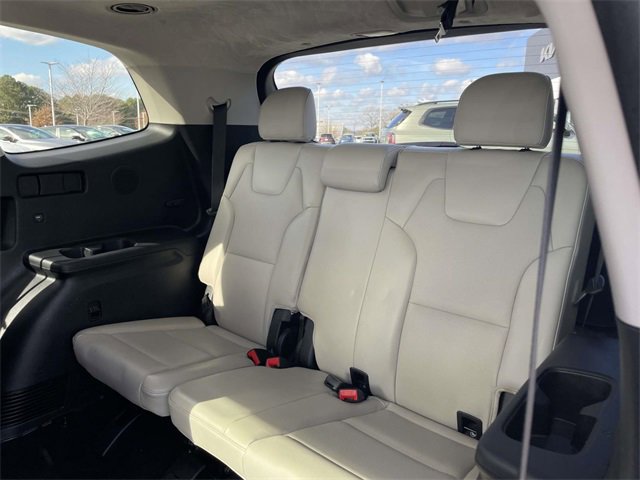 Used 2022 Kia Telluride SX w/ SX Prestige Package image 28
