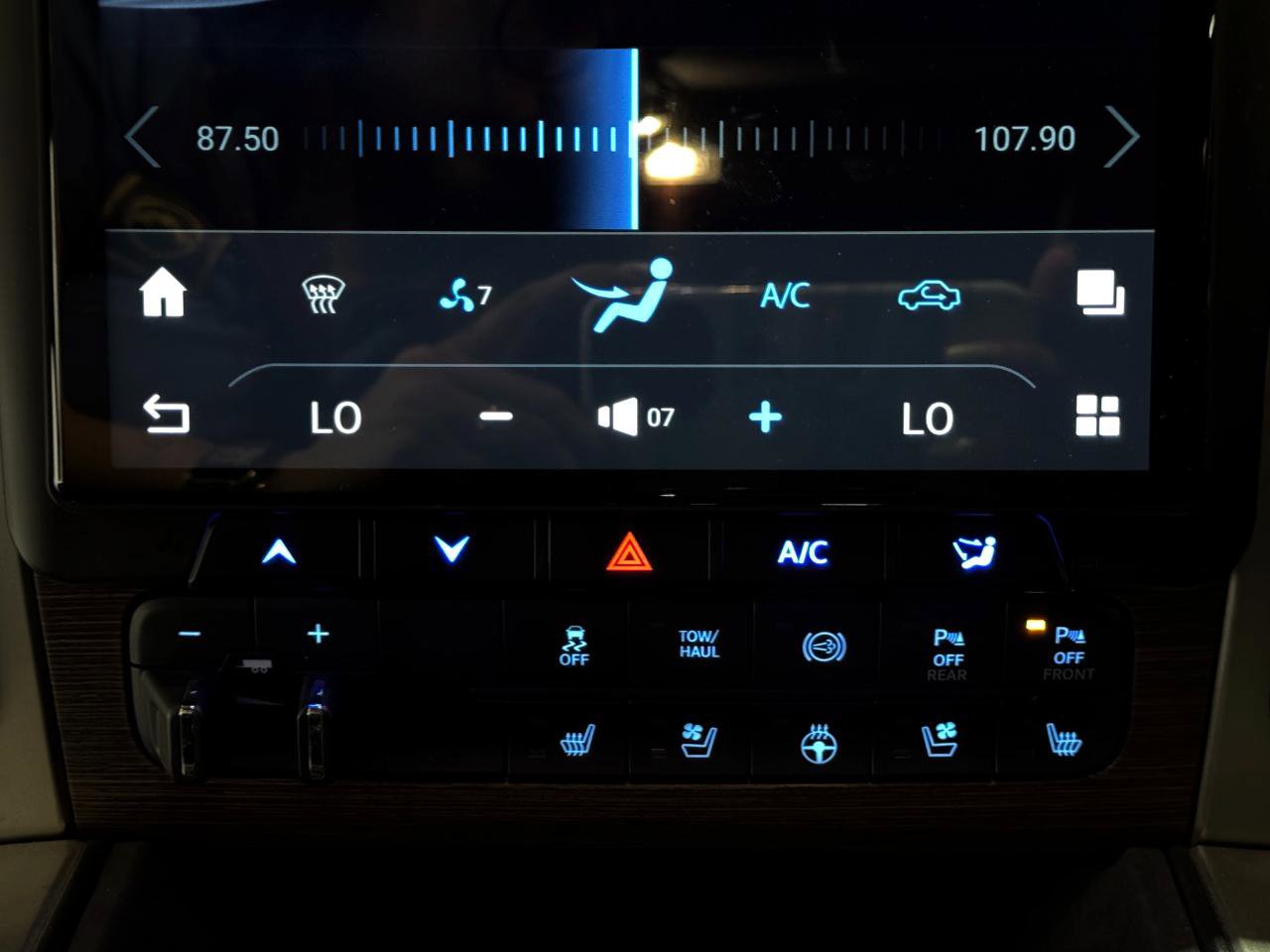 Used 2016 RAM 2500 Laramie w/ Protection Group AWD/4WD image 12