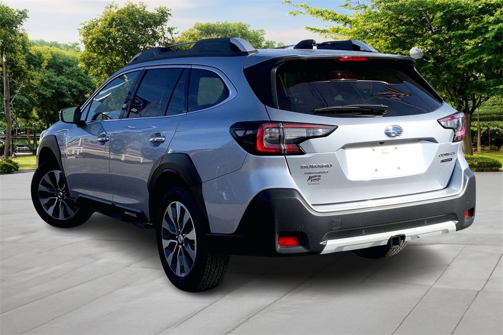 New 2025 Subaru Outback Touring image 3