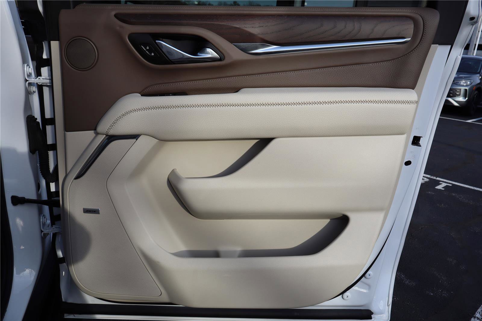 Used 2023 GMC Yukon XL Denali image 29