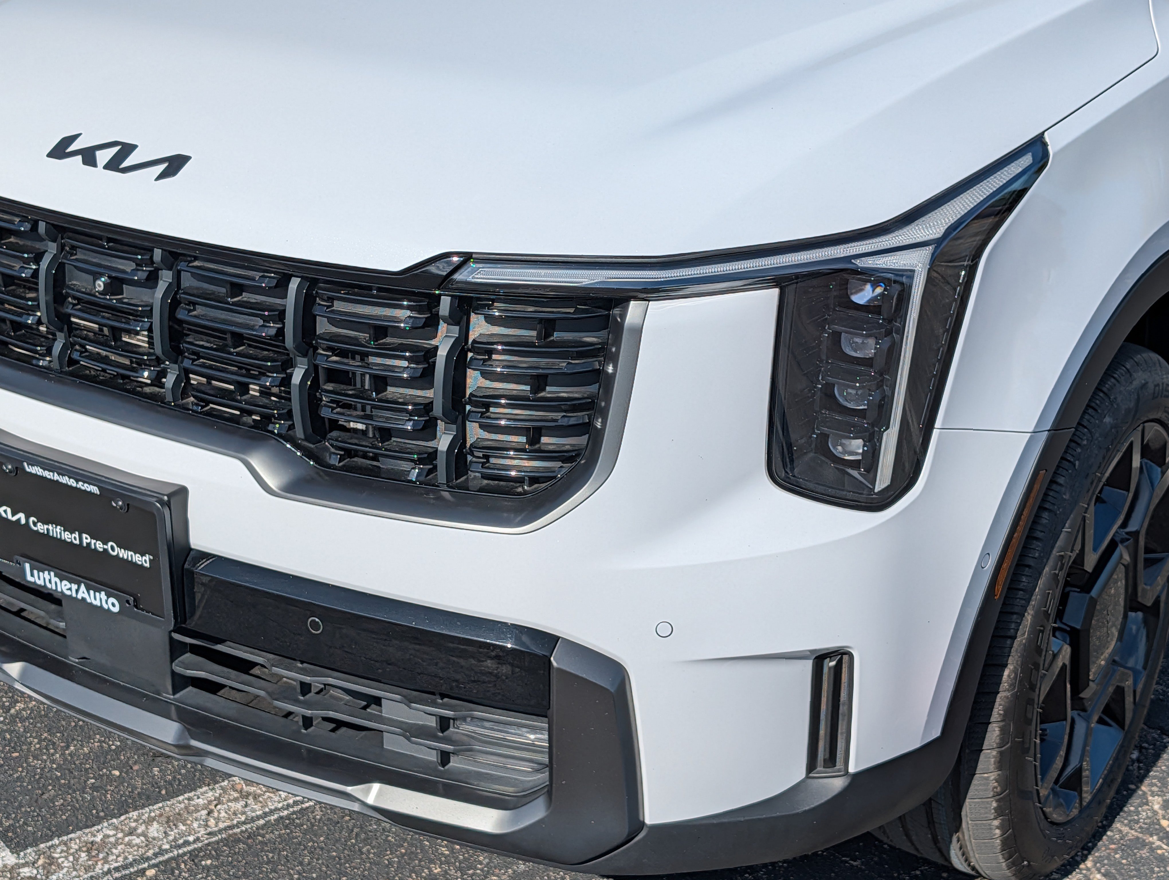 Certified 2025 Kia Sorento SX AWD/4WD image 16