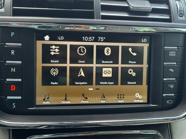 Used 2018 Lincoln Continental Reserve AWD/4WD image 32