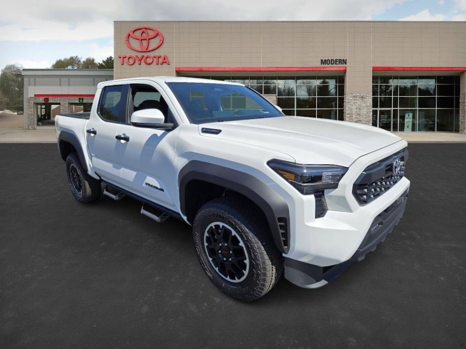 New 2025 Toyota Tacoma TRD Off-Road AWD/4WD image 3