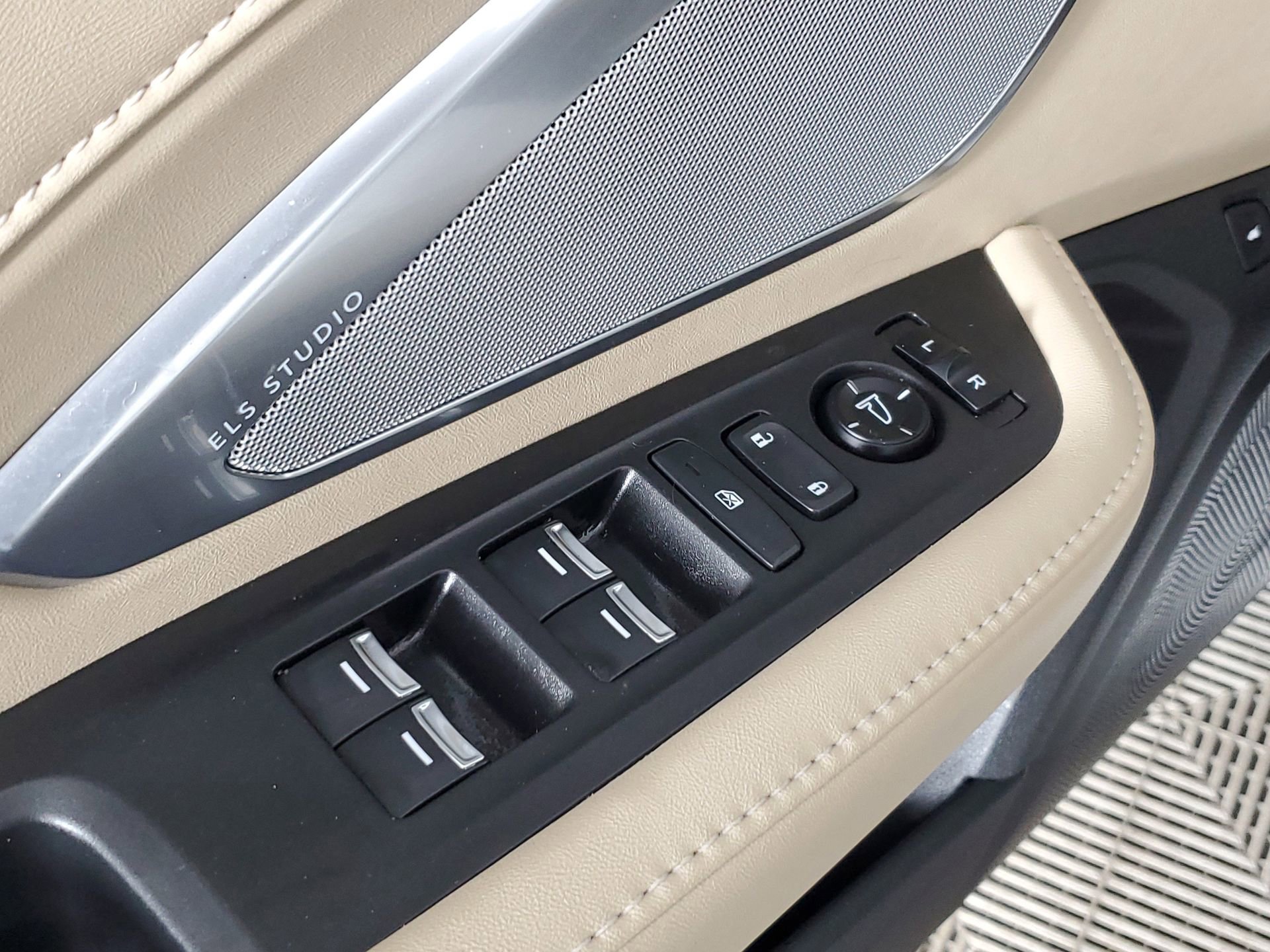 Used 2021 Acura RDX w/ Technology Package image 30