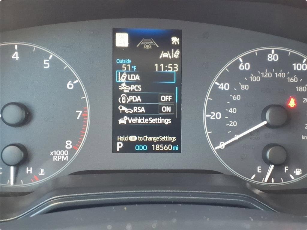 Used 2025 Toyota Corolla LE image 22