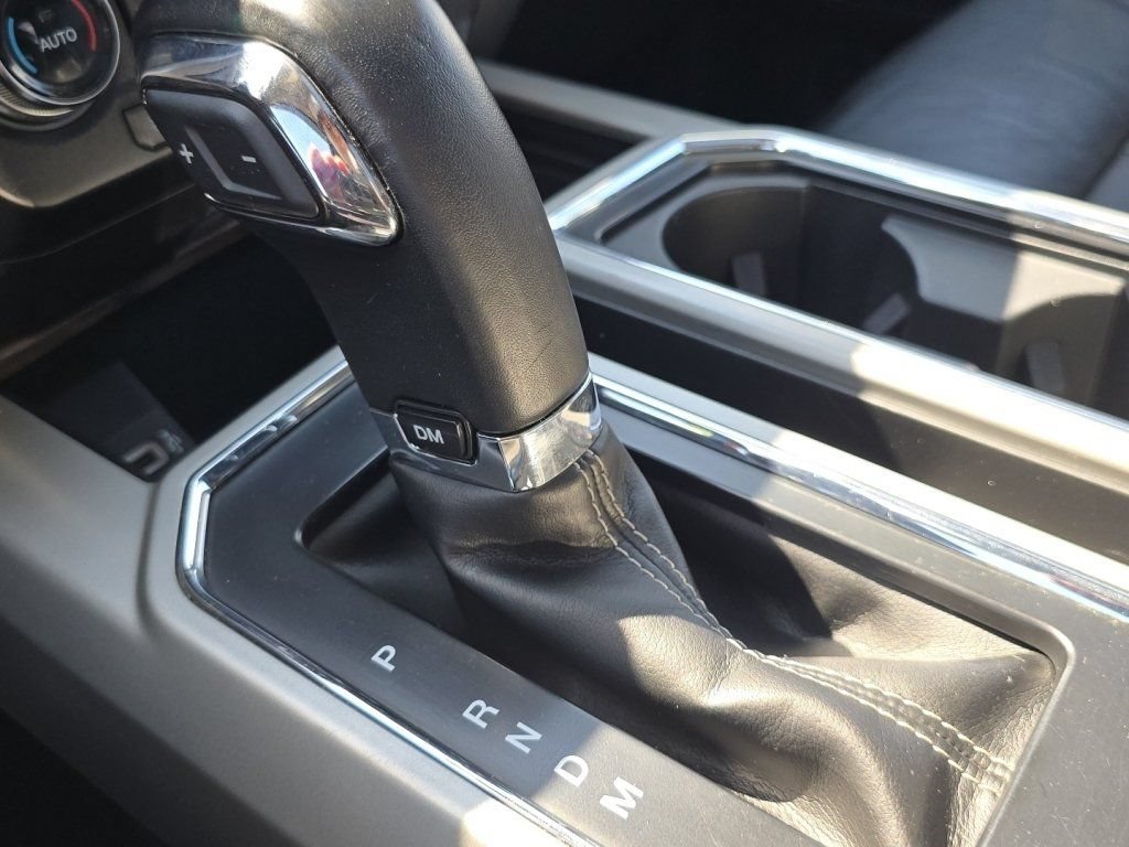 Used 2019 Ford F150 Lariat w/ Equipment Group 502A Luxury AWD/4WD image 39