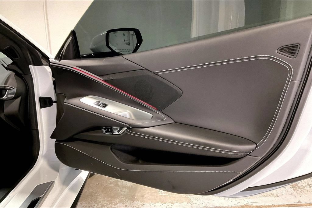 Used 2025 Chevrolet Corvette Stingray Coupe w/ 1LT RWD image 23