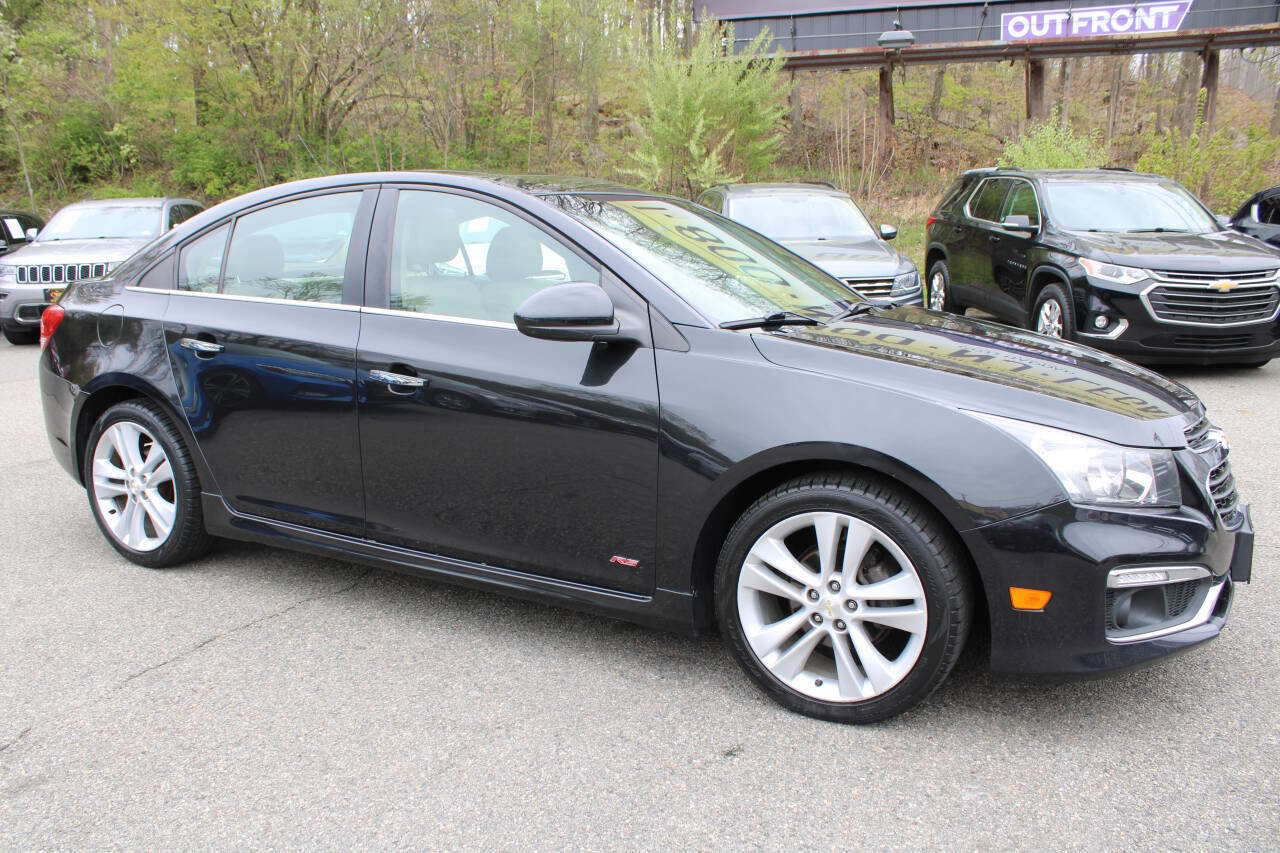 Used 2015 Chevrolet Cruze LTZ w/ Sun, Sound and Sport Package FWD image 5