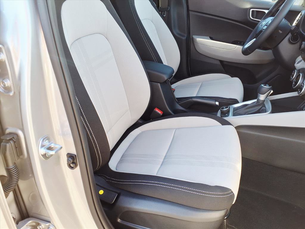 New 2026 Hyundai Venue SEL image 7