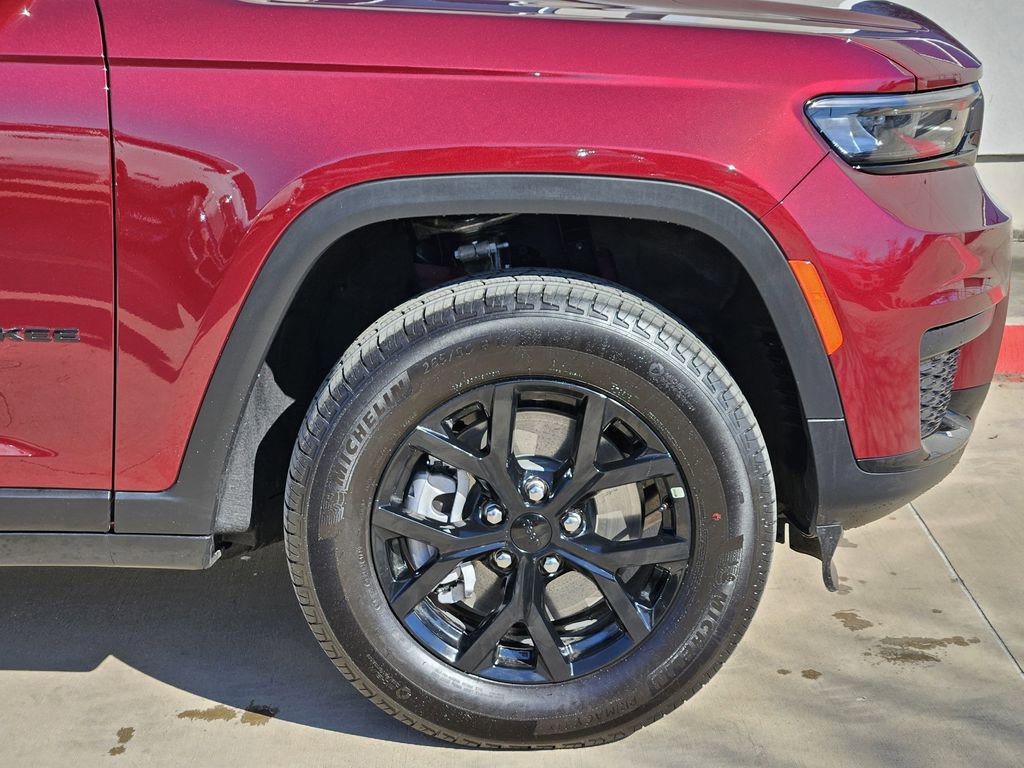 New 2025 Jeep Grand Cherokee L Altitude RWD image 6
