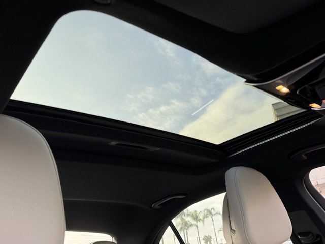 Used 2024 Mercedes-Benz C 300 Sedan image 7