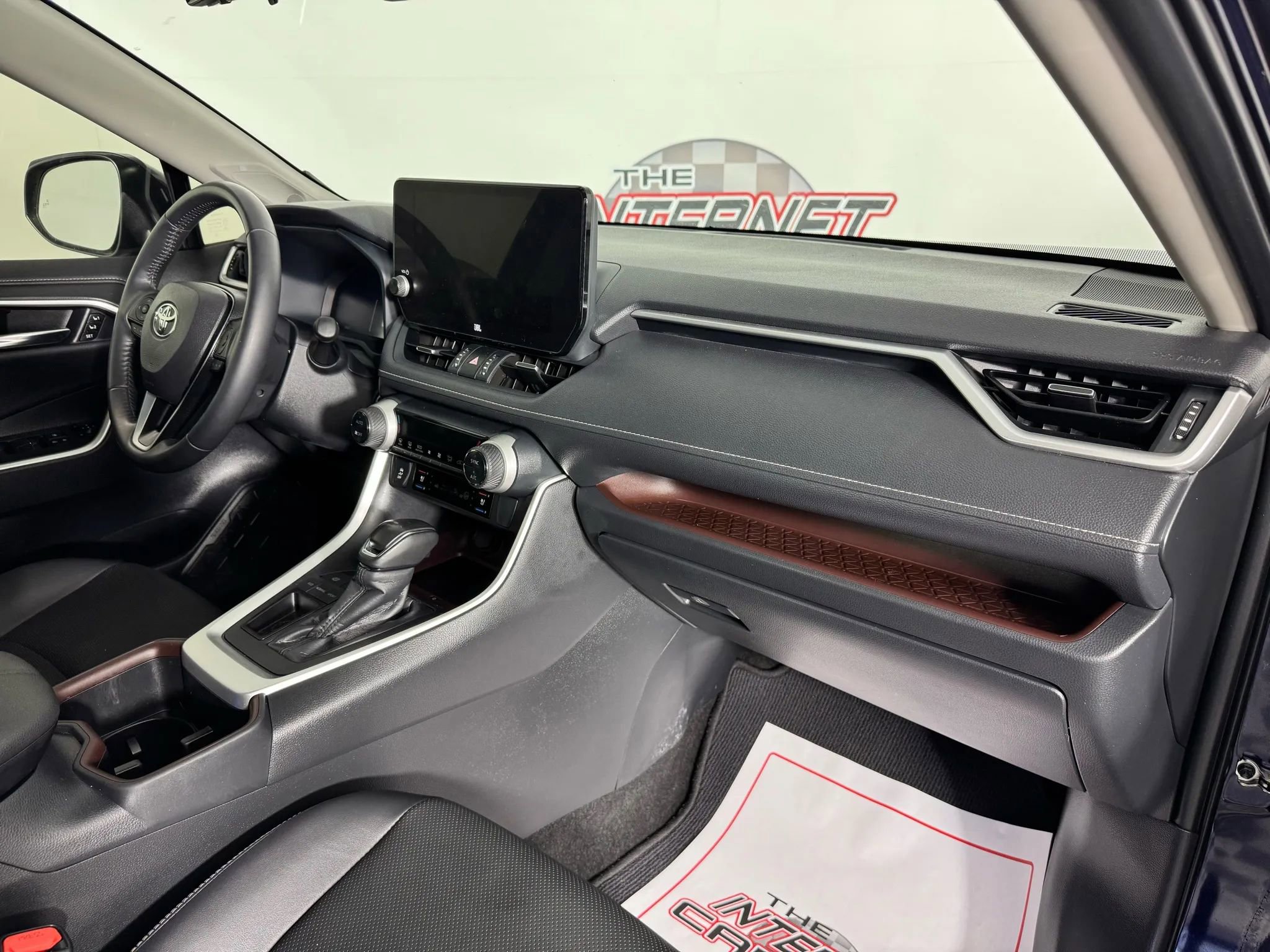 Used 2023 Toyota RAV4 Limited FWD image 12