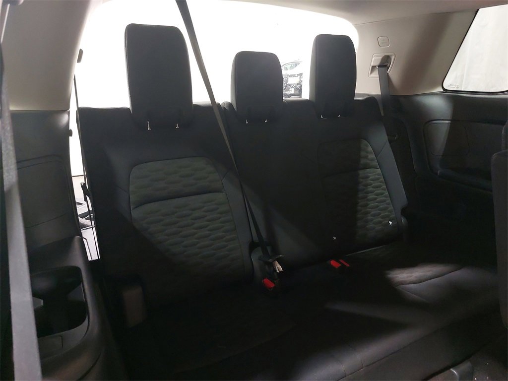 Used 2024 Nissan Pathfinder SV w/ SV Premium Package image 12