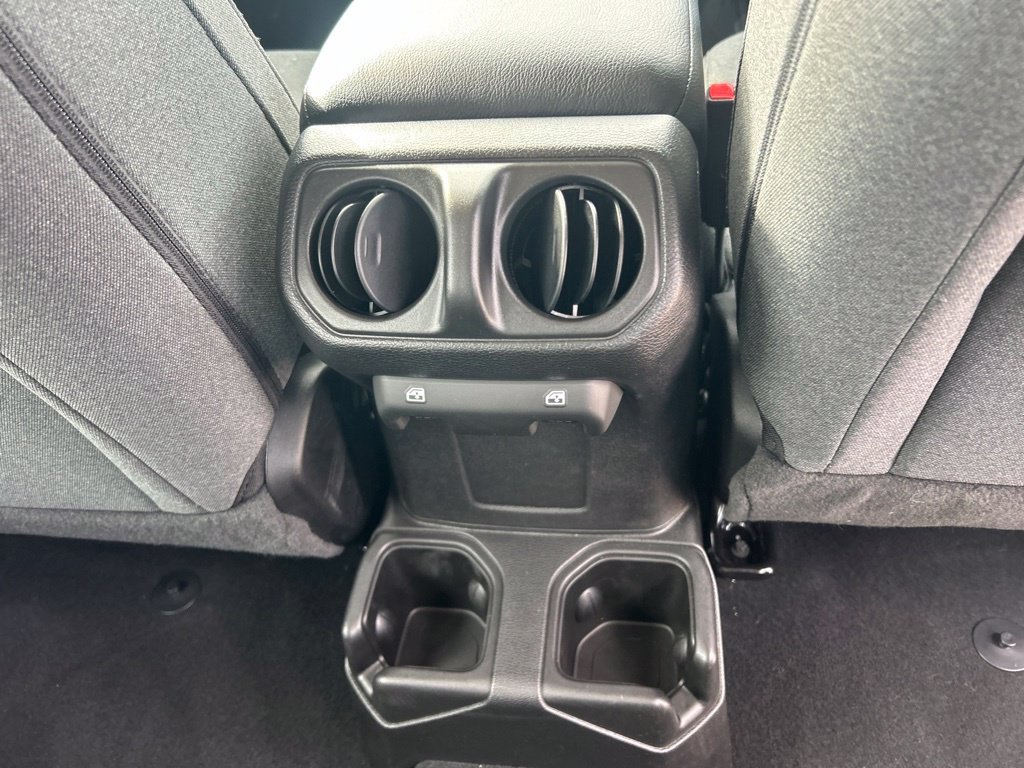 Used 2026 Jeep Wrangler Unlimited Sport AWD/4WD image 28