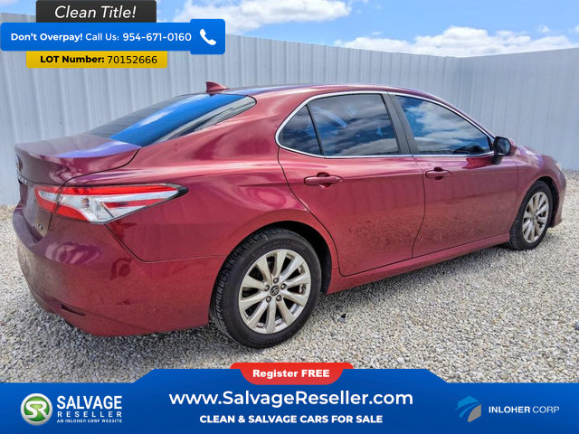 Used 2019 Toyota Camry LE FWD image 4