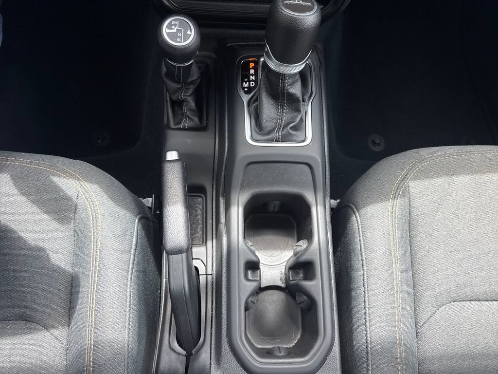 Used 2024 Jeep Gladiator Sport AWD/4WD image 23