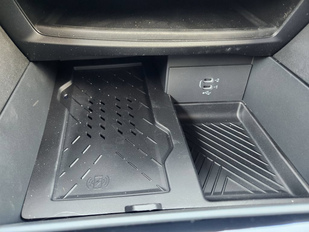 New 2026 Chrysler Pacifica Limited AWD/4WD image 19