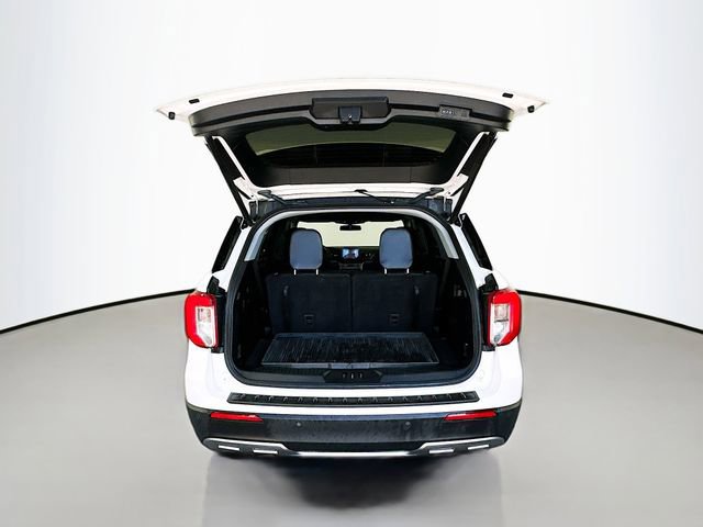 Used 2021 Ford Explorer XLT w/ Equipment Group 202A image 29