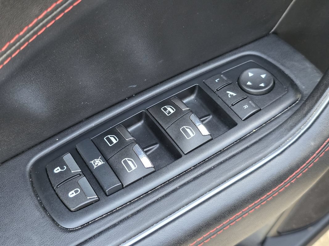 Used 2017 Maserati Levante S AWD/4WD image 18