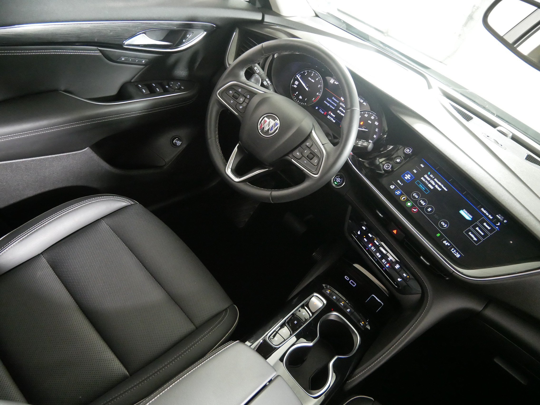 Used 2023 Buick Envision Essence AWD/4WD image 9