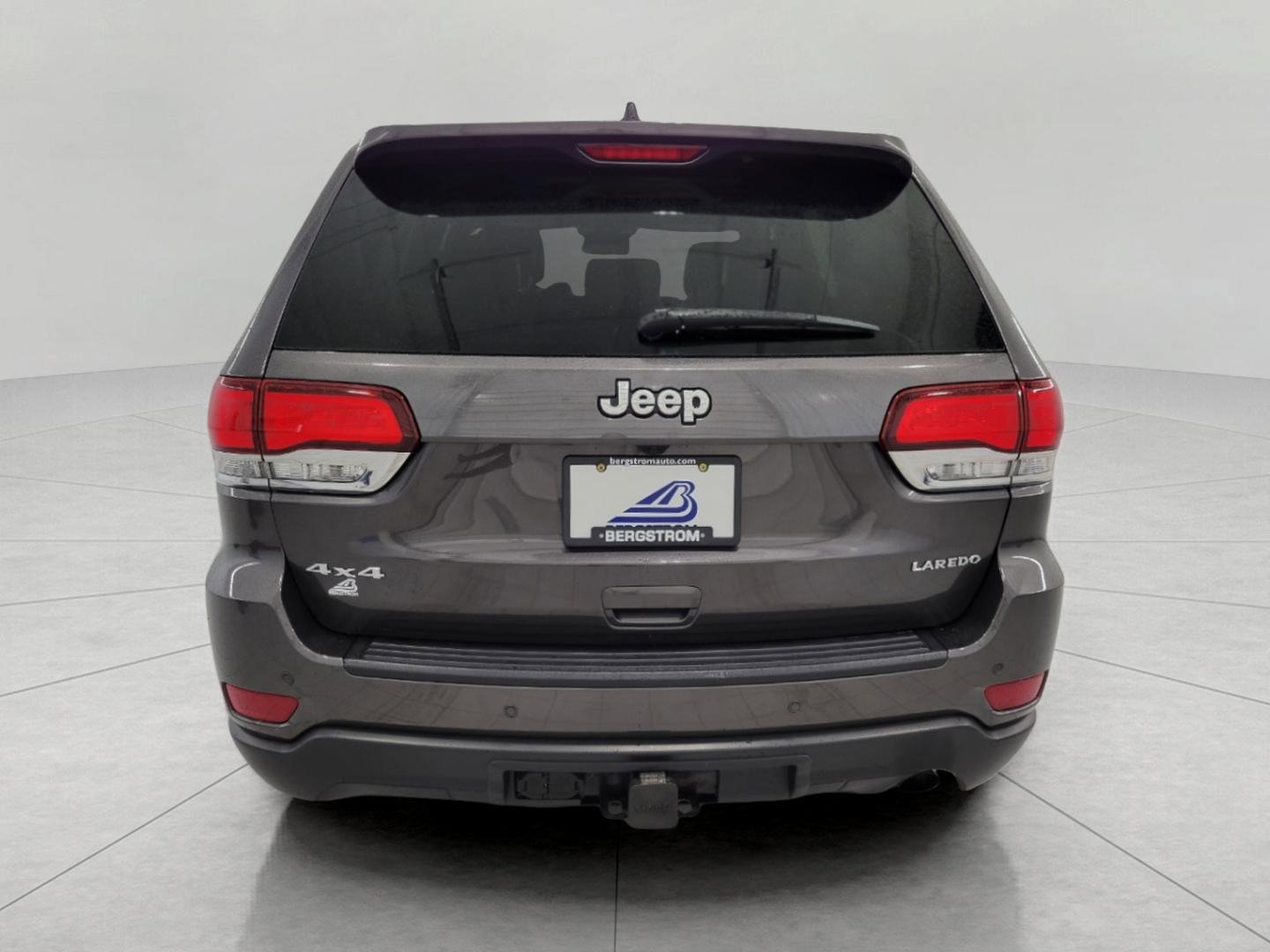 Used 2021 Jeep Grand Cherokee Laredo X AWD/4WD image 23