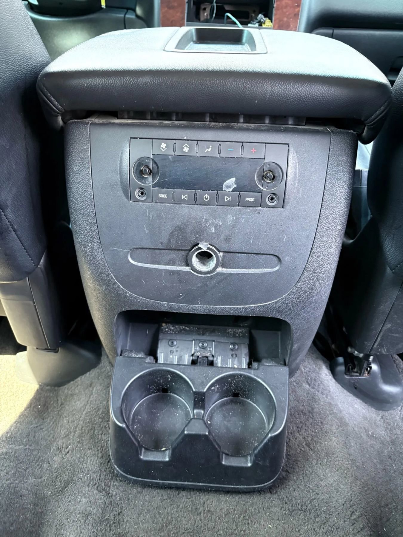 Used 2010 Chevrolet Tahoe LS w/ Regional Value Package image 30