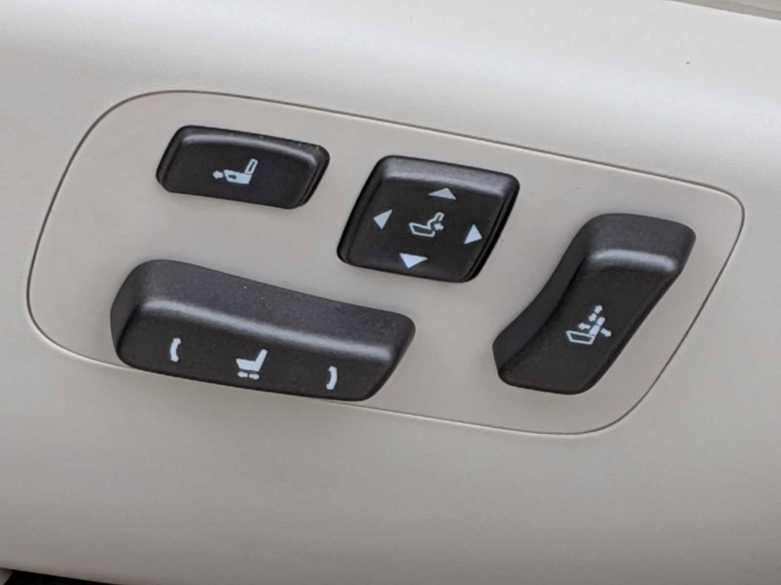 Used 2012 Lexus LS 460 AWD w/ Luxury Value Edition image 15