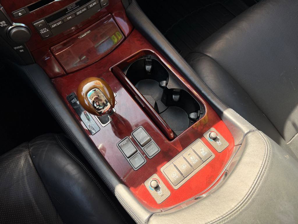 Used 2008 Lexus LS 600h L image 12