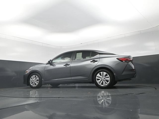 Used 2025 Nissan Sentra S w/ Lighting Package FWD image 29
