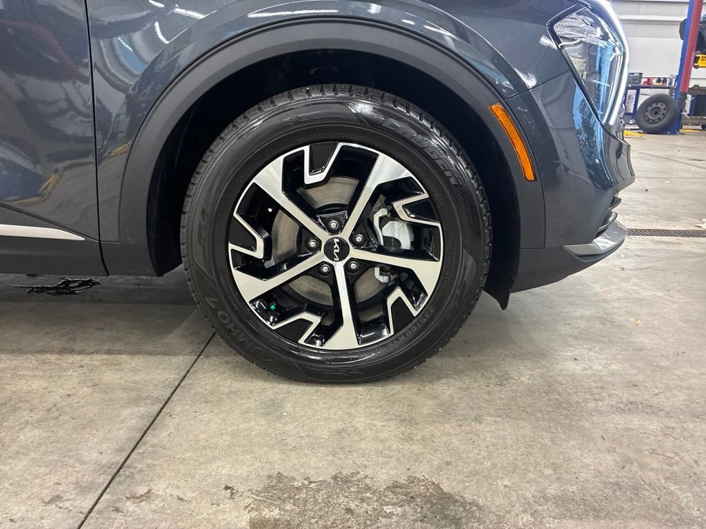 Certified 2023 Kia Sportage EX FWD image 14
