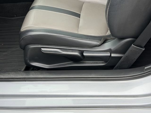 Used 2018 Honda Civic Touring image 13