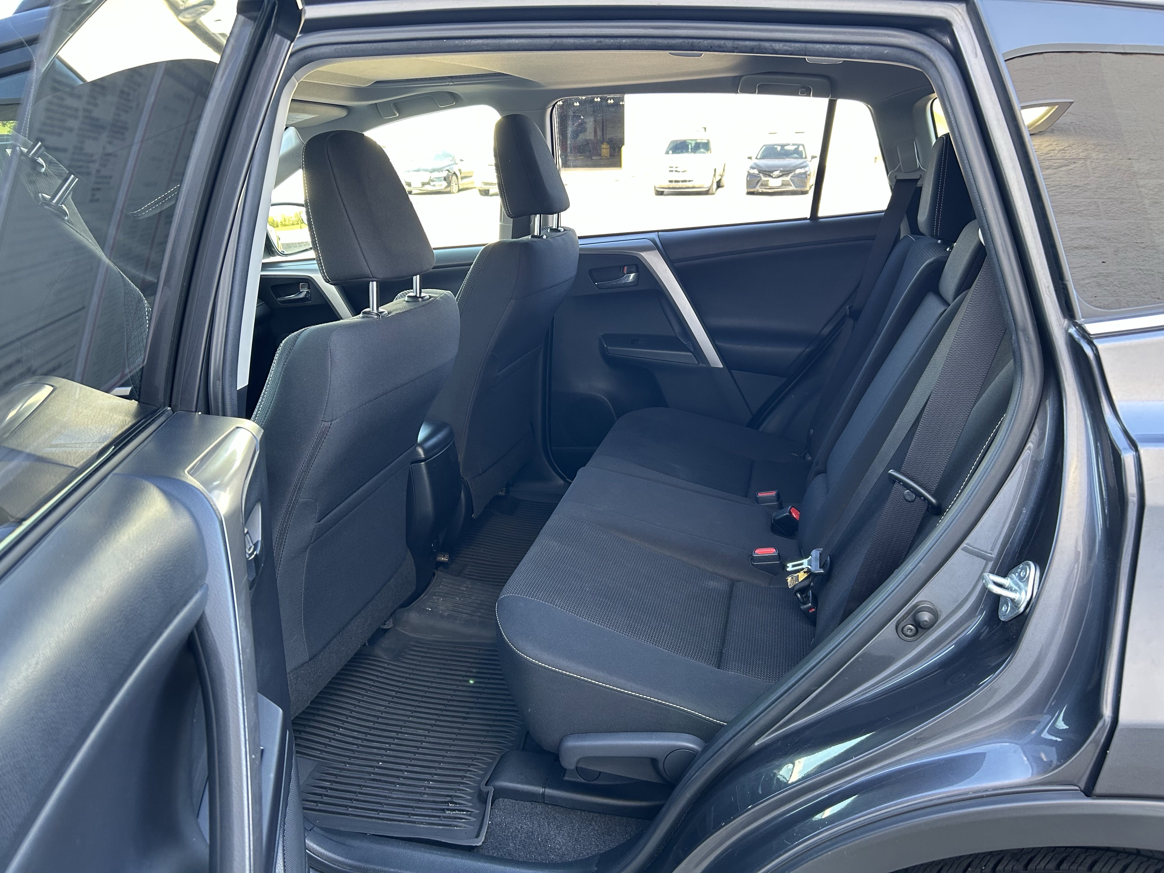 Certified 2017 Toyota RAV4 XLE w/ All Weather Liner Package AWD/4WD image 18