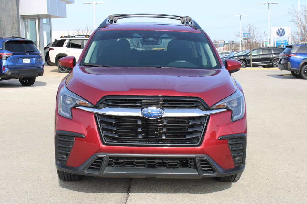 Used 2024 Subaru Ascent Premium w/ Convenience Package image 2