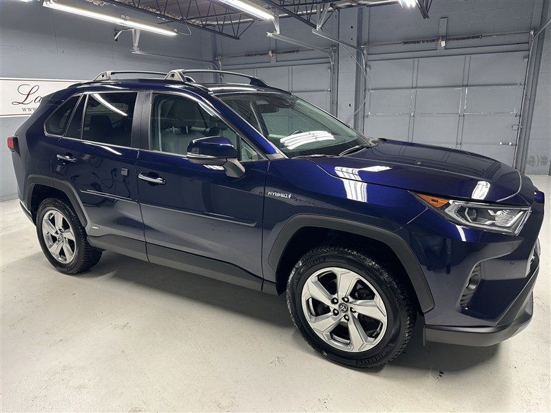 Used 2019 Toyota RAV4 Limited image 8