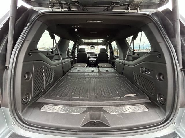 Used 2023 GMC Yukon XL Denali AWD/4WD image 56