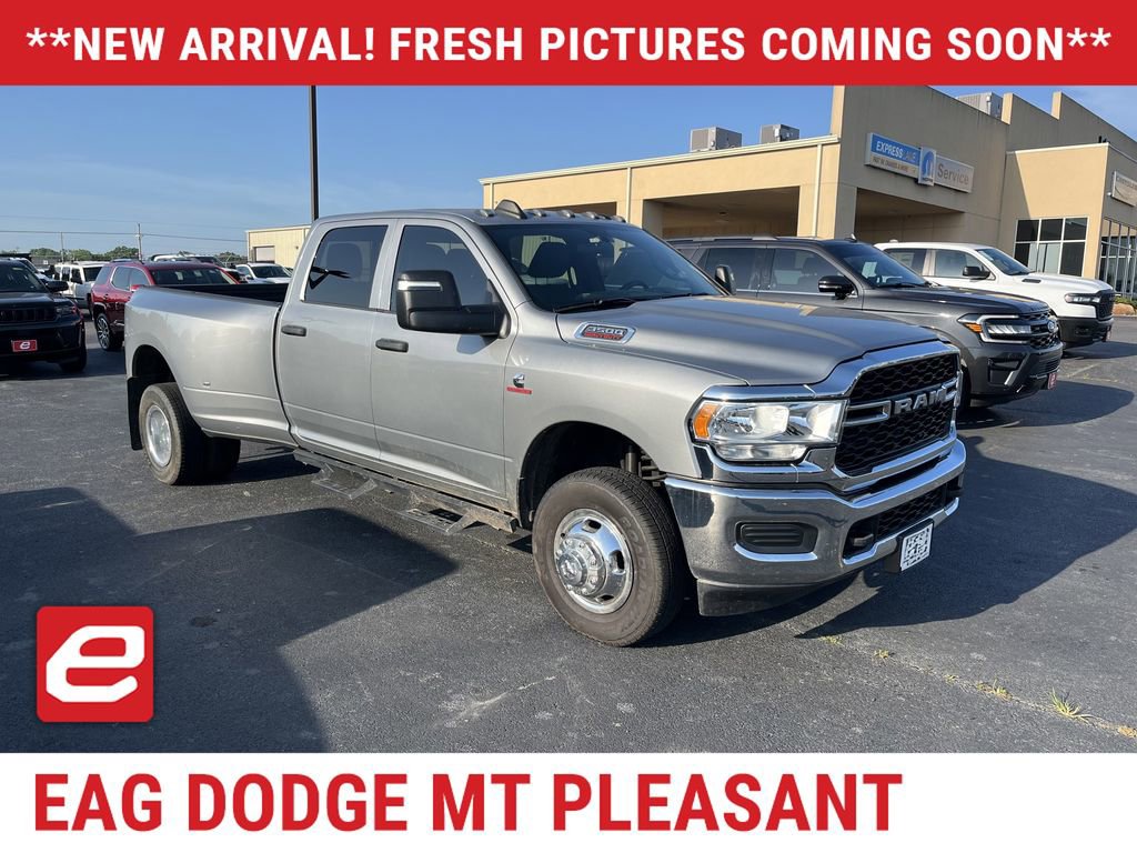 Used 2023 RAM 3500 Tradesman AWD/4WD image 1