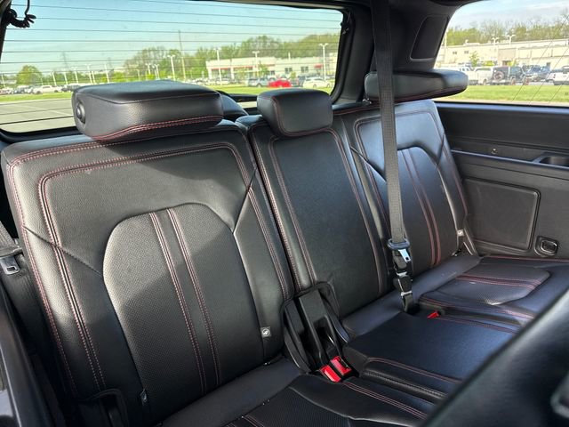 Used 2019 Ford Expedition Limited w/ Equipment Group 303A AWD/4WD image 16