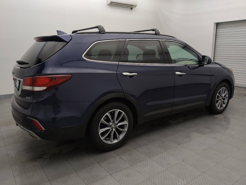 Used 2017 Hyundai Santa Fe SE image 10