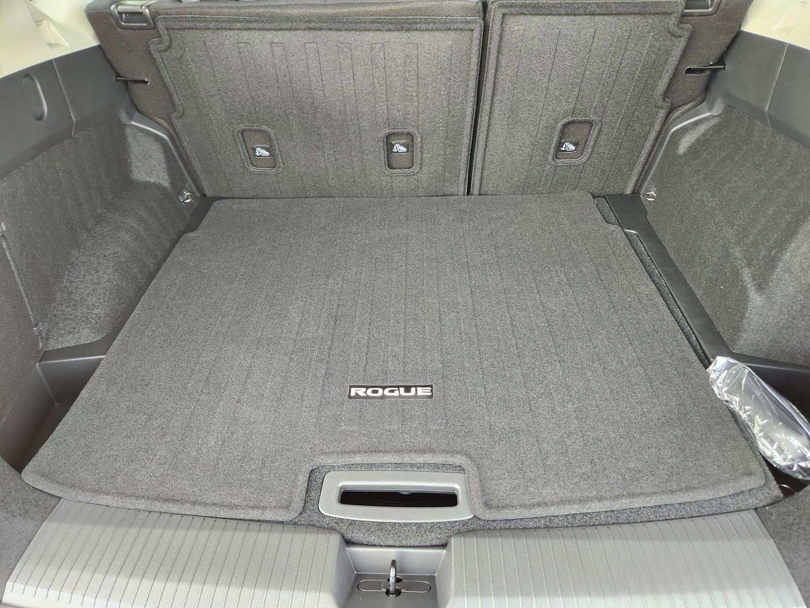 New 2026 Nissan Rogue S image 26