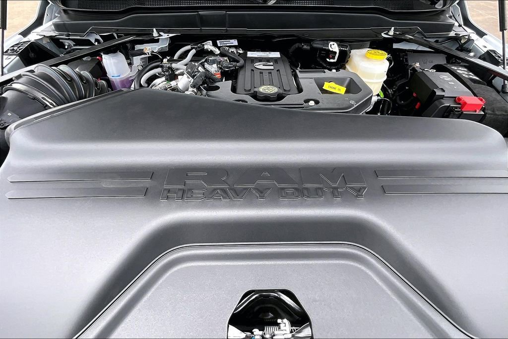 New 2025 RAM 3500 Longhorn image 9