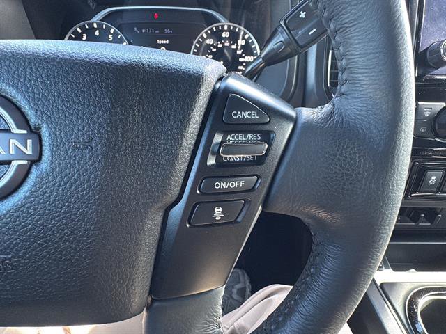 Used 2024 Nissan Titan SV image 17