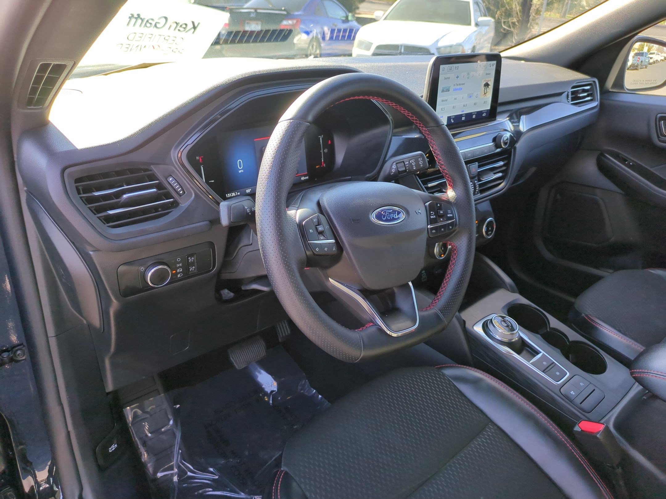 Used 2025 Ford Escape ST-Line image 14