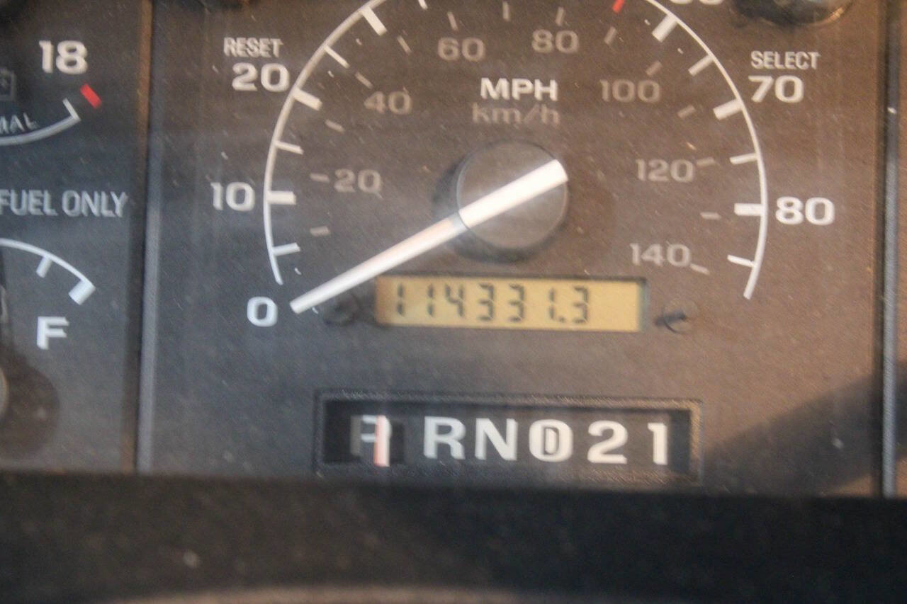 Used 1994 Ford Bronco XLT image 12