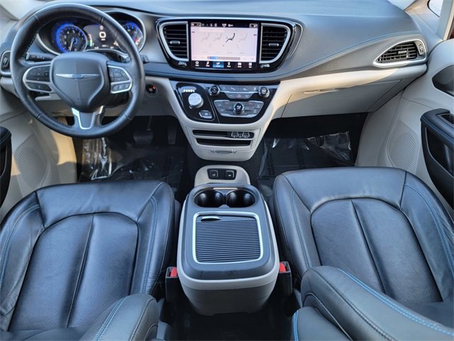 Certified 2021 Chrysler Pacifica Touring-L image 27