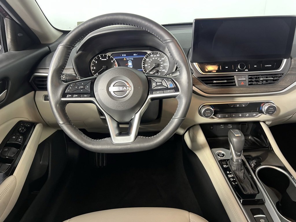 Used 2024 Nissan Altima 2.5 SL image 11